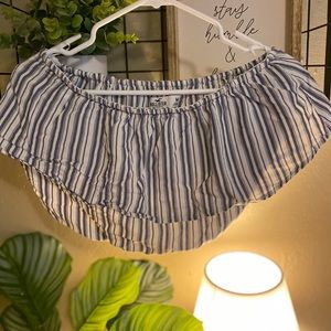 Off the shoulder cropped striped Hollister tee